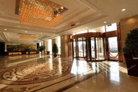 Hongji Huatian Hotel