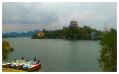 Hongfeng Lake