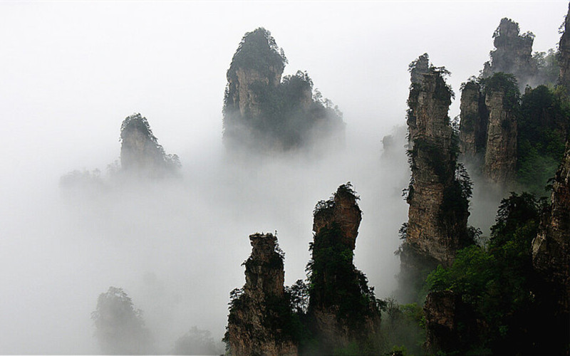 4 Days Zhangjiajie Classic Avatar Mountain Tour