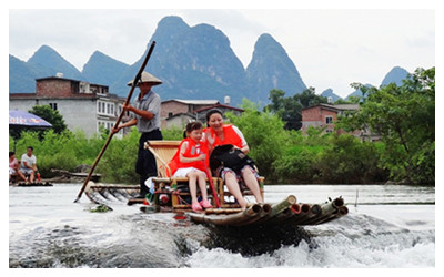 Bamboo Raft in Yangshuo Guilin