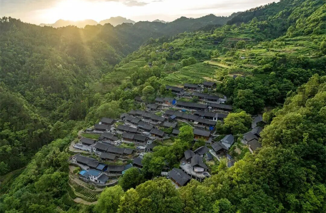 Linnong Miao Villgae